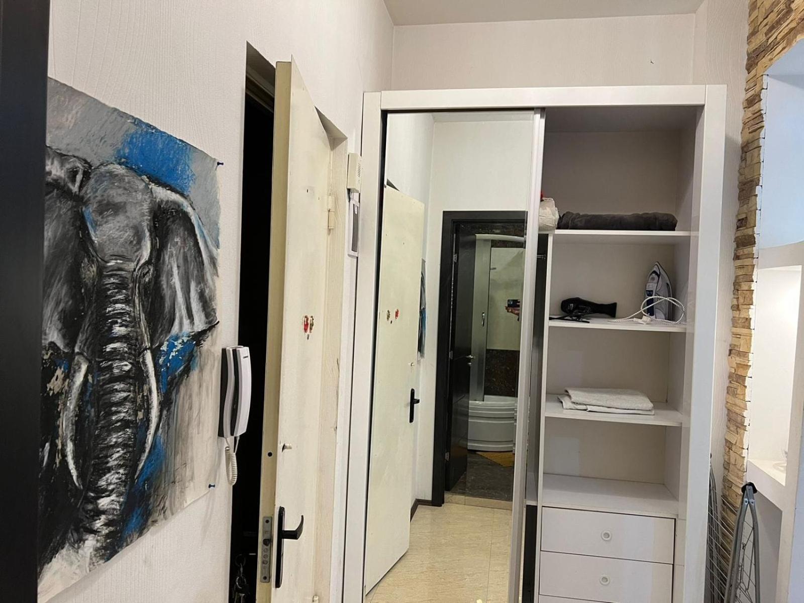 Cozy Apartment In The City Center Mtatsminda Tiflis Dış mekan fotoğraf