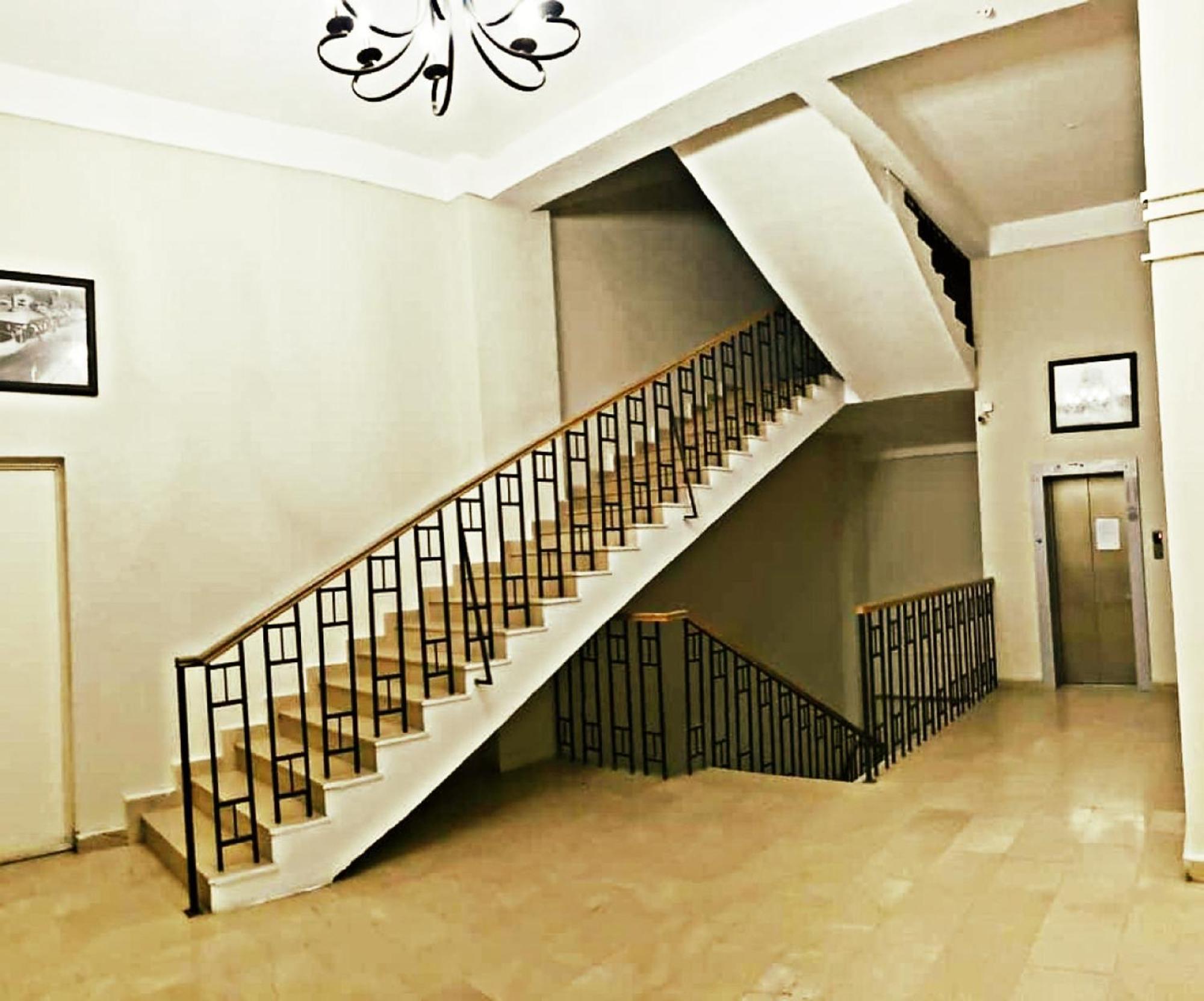 Cozy Apartment In The City Center Mtatsminda Tiflis Dış mekan fotoğraf