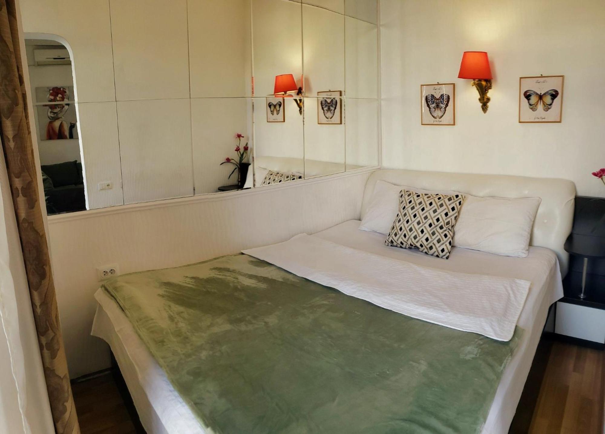 Cozy Apartment In The City Center Mtatsminda Tiflis Dış mekan fotoğraf