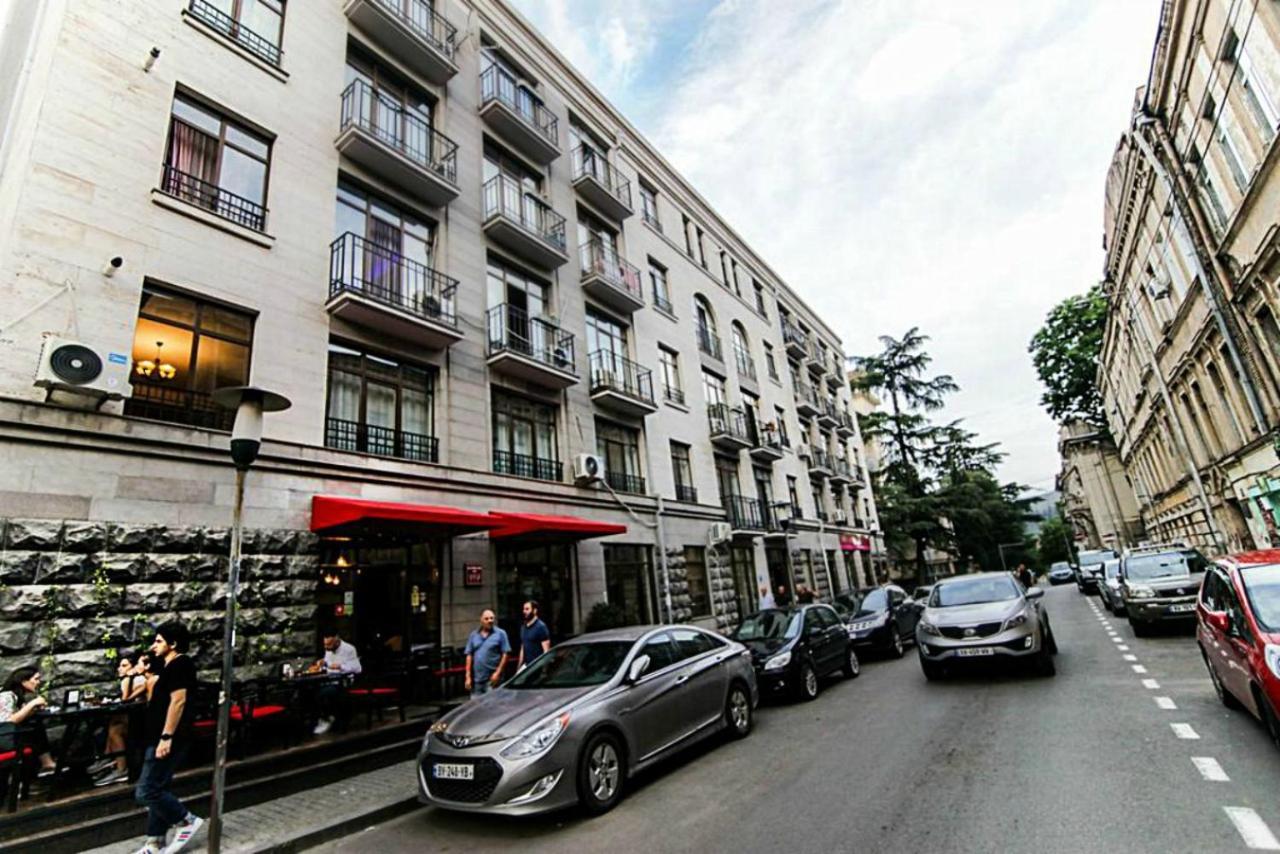 Cozy Apartment In The City Center Mtatsminda Tiflis Dış mekan fotoğraf