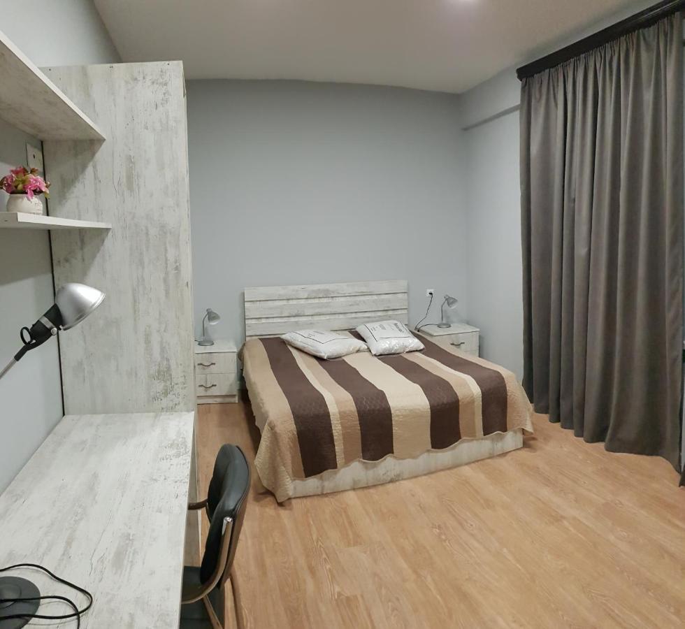 Cozy Apartment In The City Center Mtatsminda Tiflis Dış mekan fotoğraf